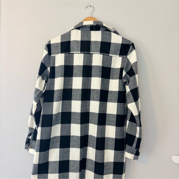 Happily Grey XS Plaid Oversized Long Flannel Black/White Plaid Shirt Jacket - Picture 12 of 16